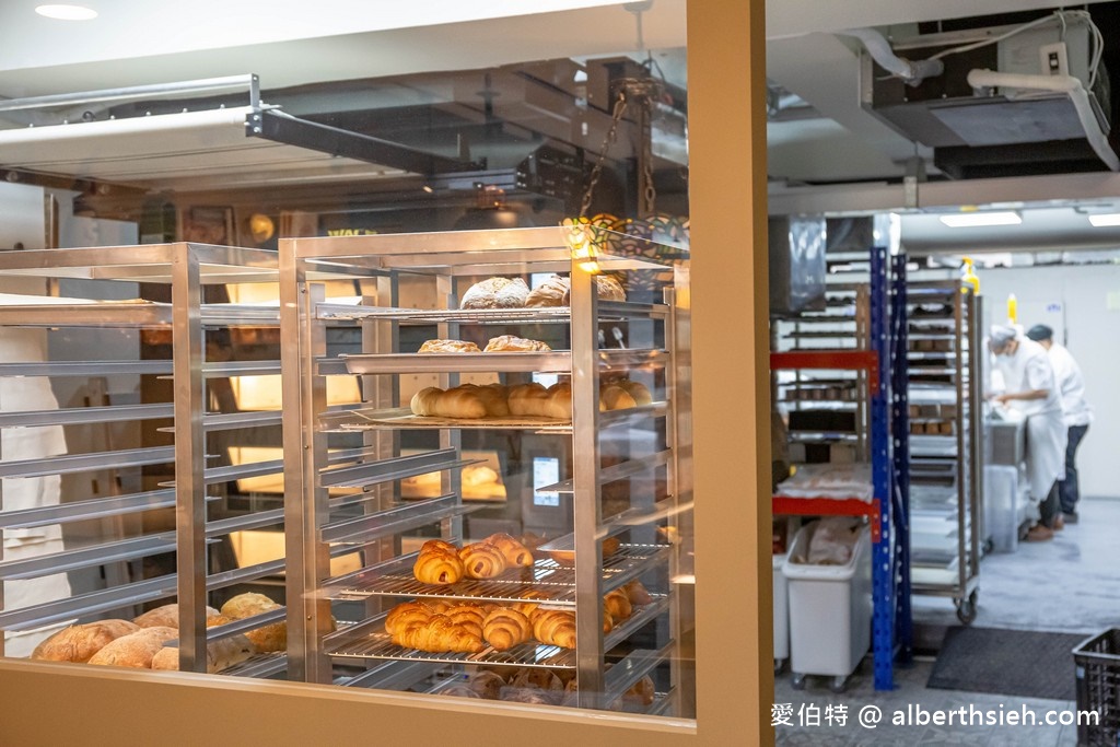 新北林口美食麵包．瑞莎塔烘焙坊（天然酵母製作，帶有香氣以及柔韌的口感） @愛伯特